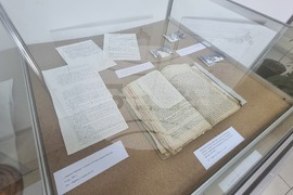 Перник - Изложбата „Гледай народната работа повече от всичко друго, повече и от себе си да я уважаваш!“