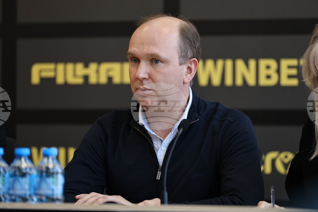 Ръководството на Ботев (Пловдив) излезе с още информация относно преговорите за прехвърляне на акциите на клуба към Сдружение "ПФК Ботев"