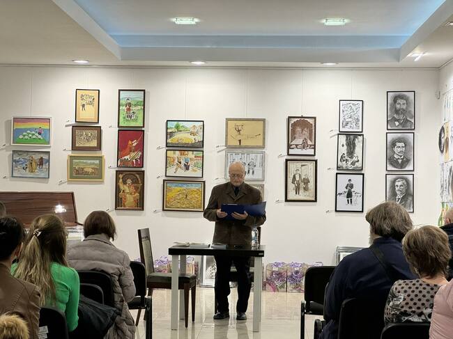 Книга, посветена на учителя, революционер и участник в Априлското въстание Стефан Почеков, представиха в родния му Казанлък
