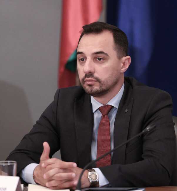 Министерство на икономиката и индустрията: Министър Богданов ще бъде на работно посещение във Варна