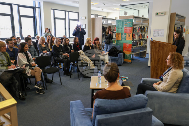 Благоевград - Иванка Шалапатова - Американски университет - среща