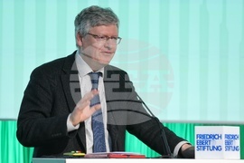 Дискусия „Цената на личния преход - зелен, дигитален, демографски“ - Ласло Андор