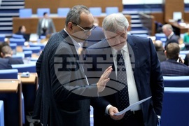 Парламент - парламентарен контрол