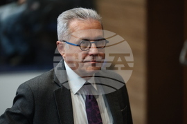 Парламент - парламентарен контрол