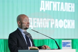 Дискусия „Цената на личния преход - зелен, дигитален, демографски“ - Йонек Полет