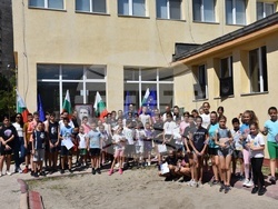 Лъвски скок за Левски