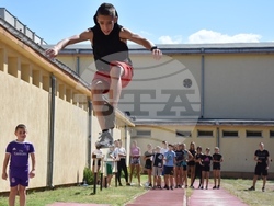 Лъвски скок за Левски