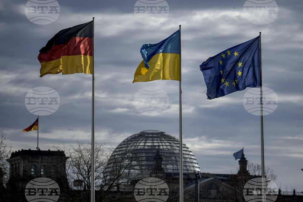 Берлин планира да ограничи достъпа на новоприсигащите украинските бежанци до базовите помощи за граждани на Федералната република