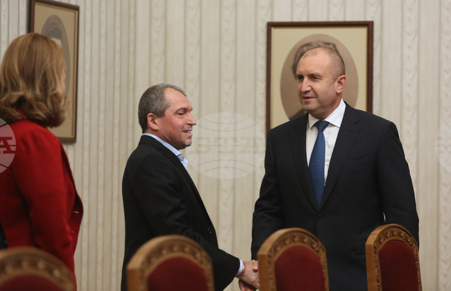 Президент - парламентарни групи - консултации - ИТН