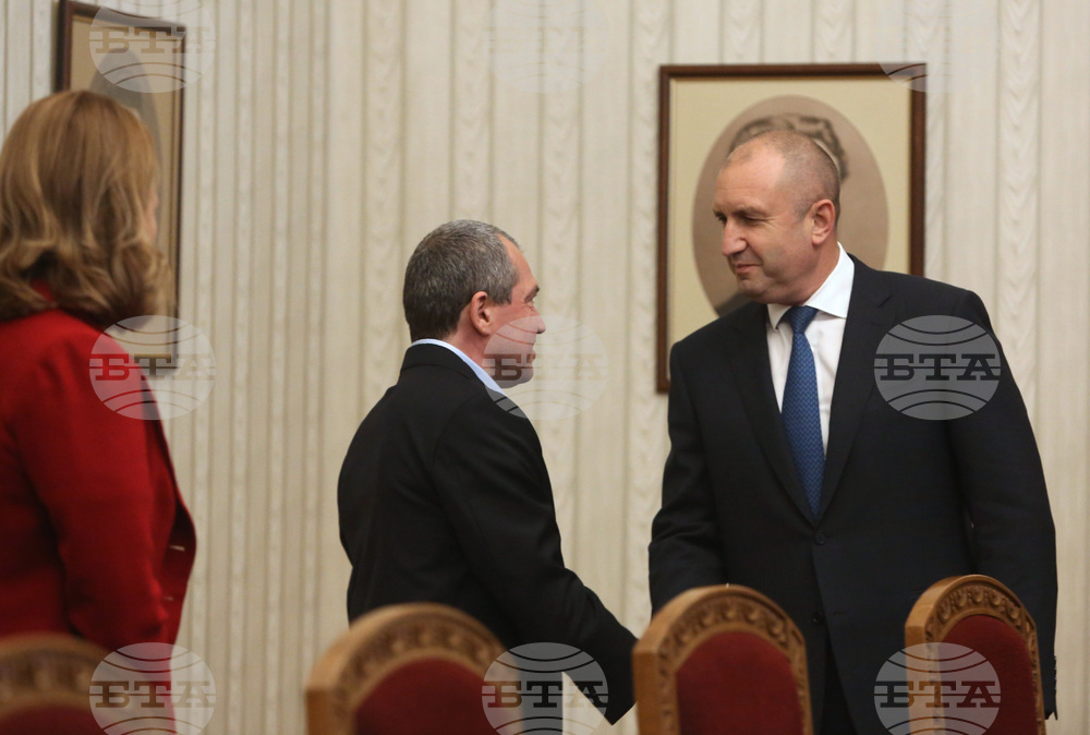 Президент - парламентарни групи - консултации - ИТН