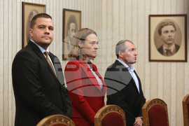 Президент - парламентарни групи - консултации - ИТН