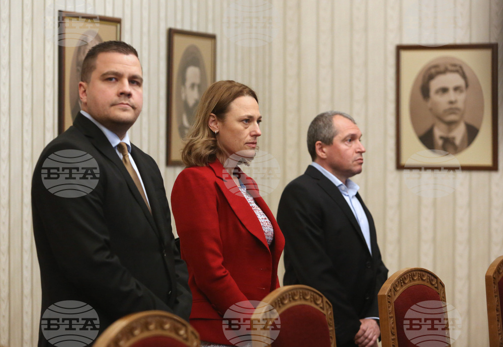 Президент - парламентарни групи - консултации - ИТН