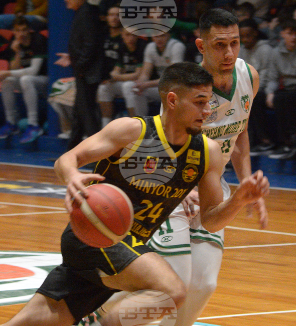 Миньор 2015 се справи при домакинството си на Спартак Плевен в Националната баскетболна лига