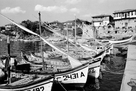 Несебър - Стария град - рибарско пристанище - изглед