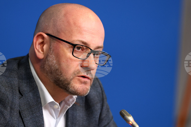 Днешното появяване на премиера в оставка Росен Желязков е най-големият външнополитически гаф за последните две десетилетия, заяви Радан Кънев