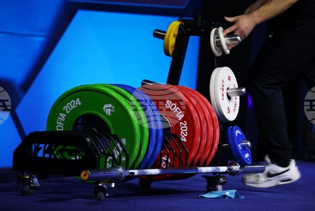 Танислав Ангелов сложи край на българското участие на европейското първенство по вдигане на тежести в Дуръс с девето място