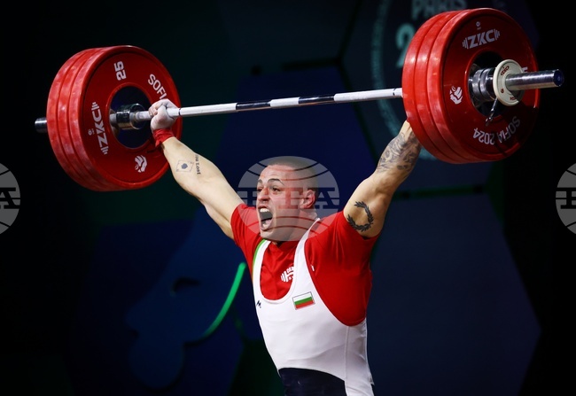 Карлос Насар стана световен шампион за трети път в кариерата си