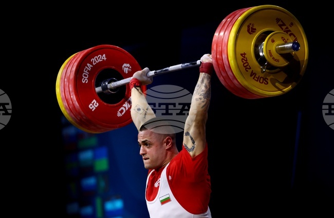 Karlos Nasar Wins Fourth European Weightlifting Title