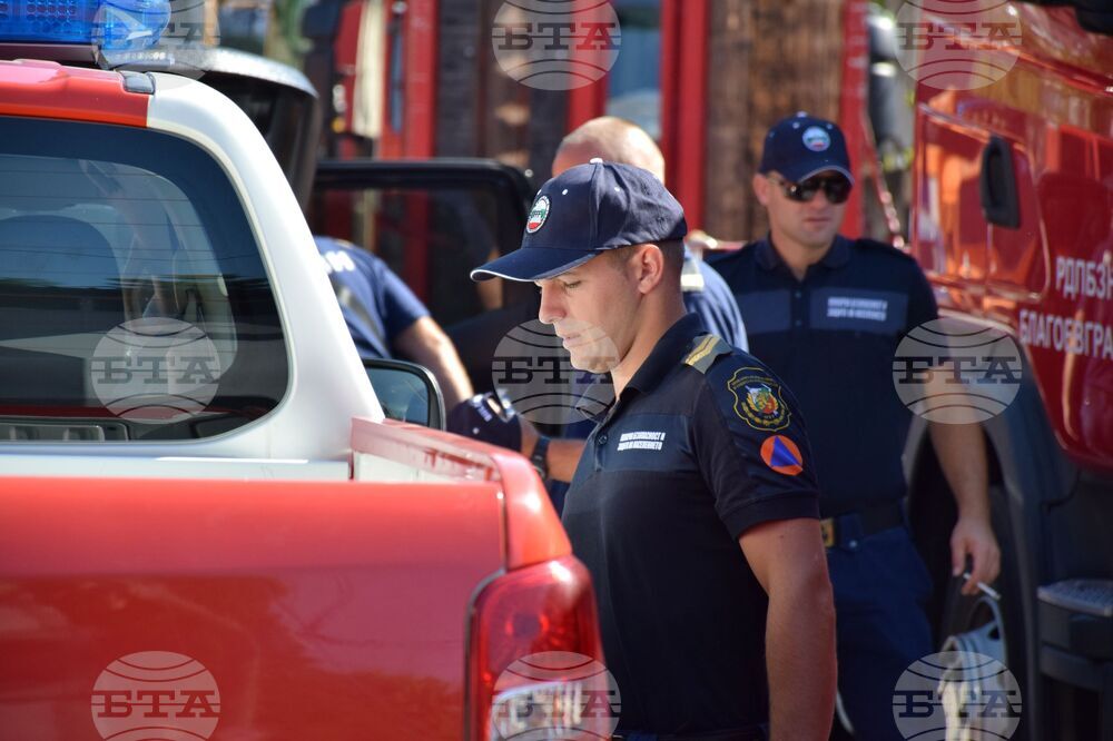 Благоевград - пожарникари - заминаване - Гърция
