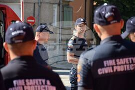 Благоевград - пожарникари - заминаване - Гърция