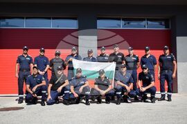 Благоевград - пожарникари - заминаване - Гърция