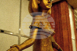 Бургас - изложба - Мощта на символите