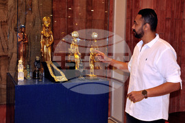 Бургас - изложба - Мощта на символите