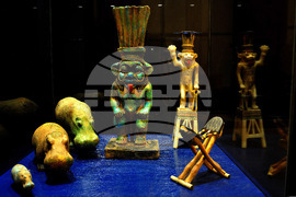 Бургас - изложба - Мощта на символите