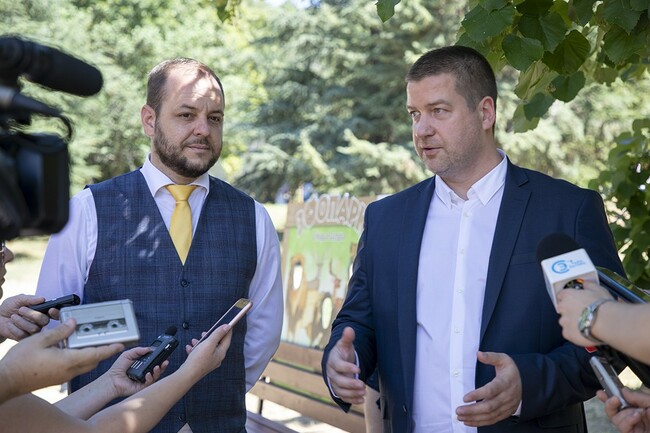 Министър Борислав Сандов: Ако „Брикел“ не се справи с високите нива на замърсяване, ще се наложи принудително спиране на дейността