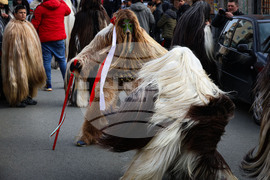 Бургас - кукерски игри - благотворителност