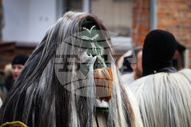 Бургас - кукерски игри - благотворителност