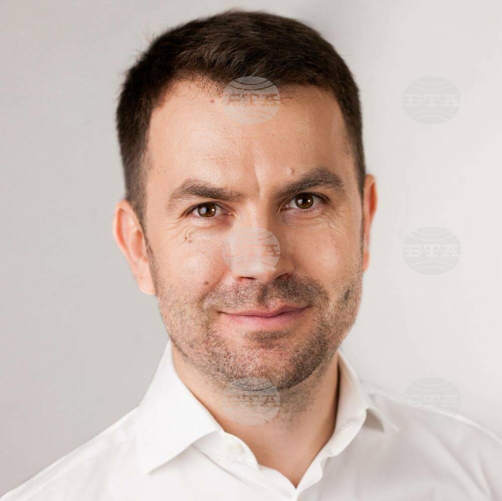 Каталин Друла е новият лидер на "Съюз за спасение на Румъния"; целта на партията е да излъчи следващия министър-председател