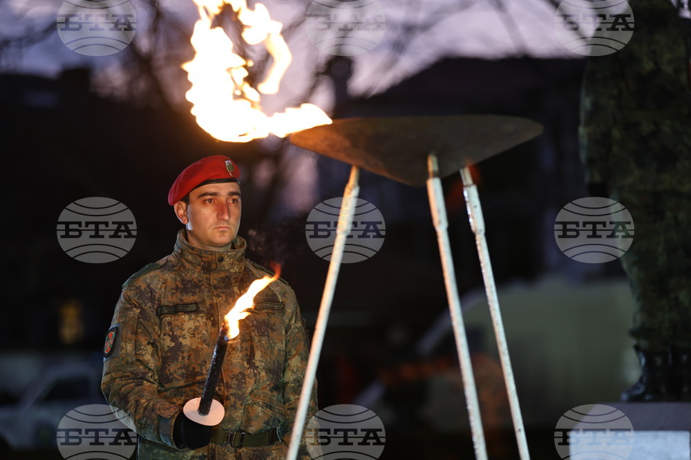 Карлово - Васил Левски - годишнина - отбелязване