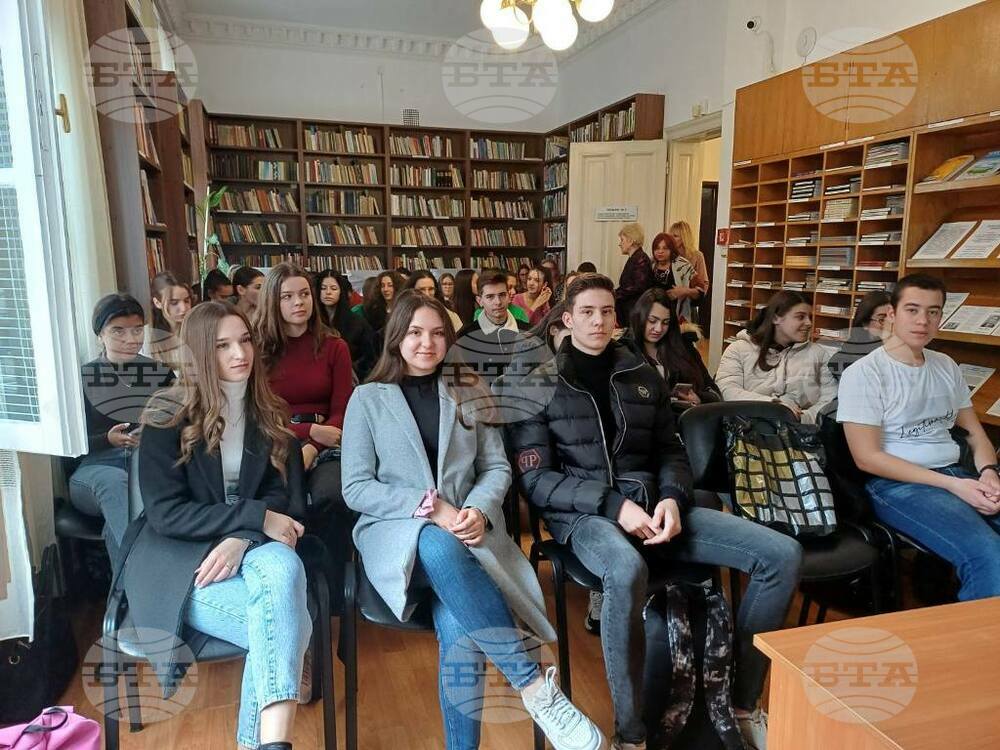 Повече от 700 ученици участваха в Седмицата на любовта в сливенската регионална библиотека
