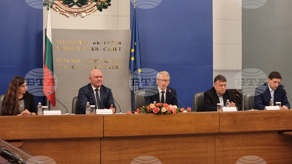 Николай Денков - стипендиантска програма за развитие на технологични лидери