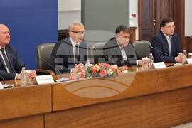 Николай Денков - стипендиантска програма за развитие на технологични лидери