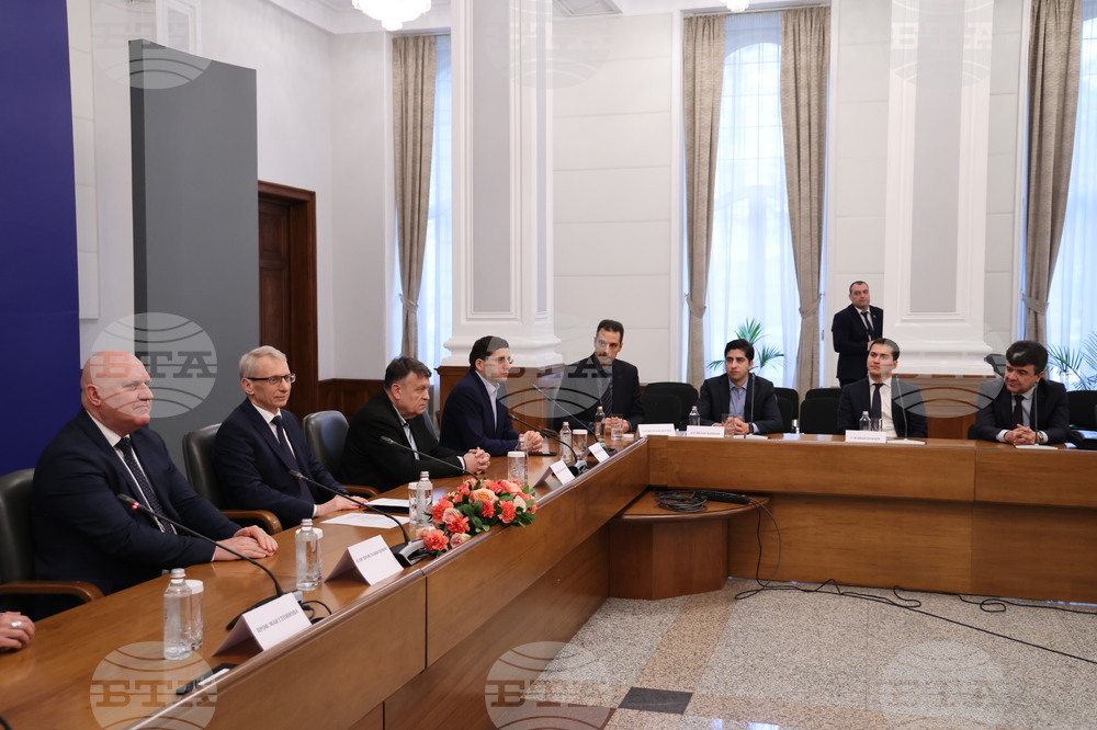 Николай Денков - стипендиантска програма за развитие на технологични лидери