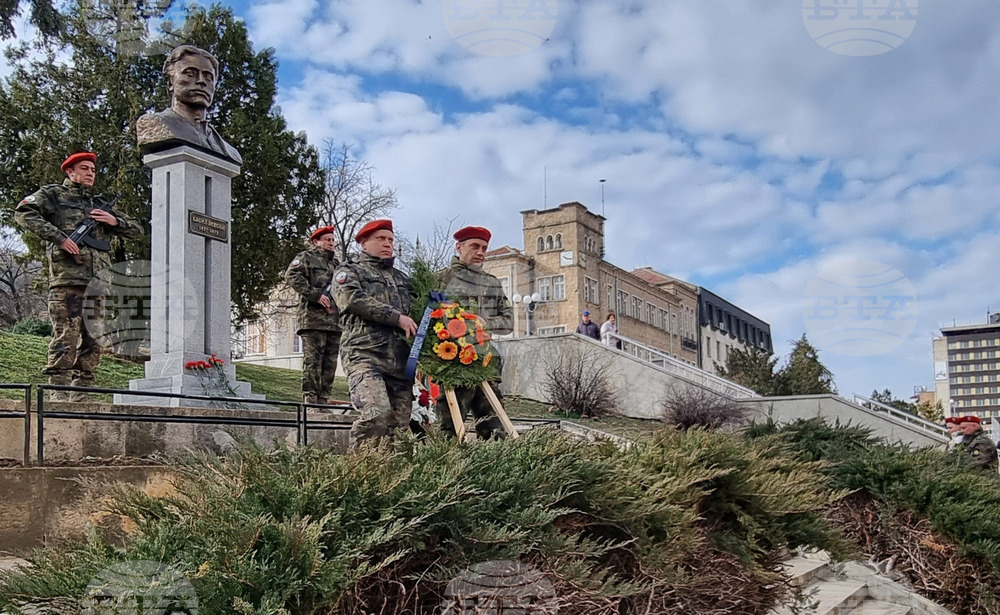 Шумен - Васил Левски - годишнина - възпоменателна церемония