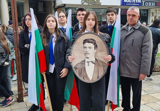 Търговище - Васил Левски - поклонение