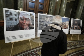 Изложба - "Солидарни с Украйна! Ужасът на войната срещу Украйна в снимки и детски рисунки"