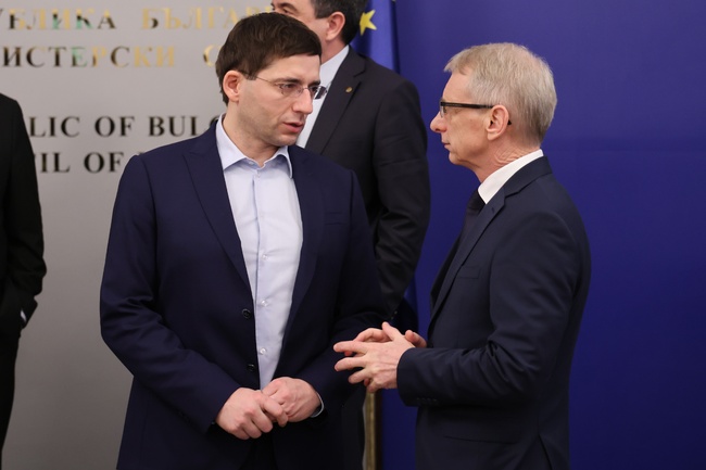 Започва стипендиантска програма за талантливи кандидат-студенти в сферата на математика и информатиката, каза проф. Мартин Вечев от INSAIT