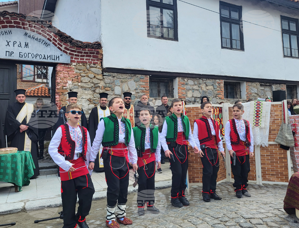 Самоков - Васил Левски - годишнина - почит