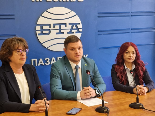 Пресконференция на народния представител от ПП "Възраждане" Стоян Таслаков