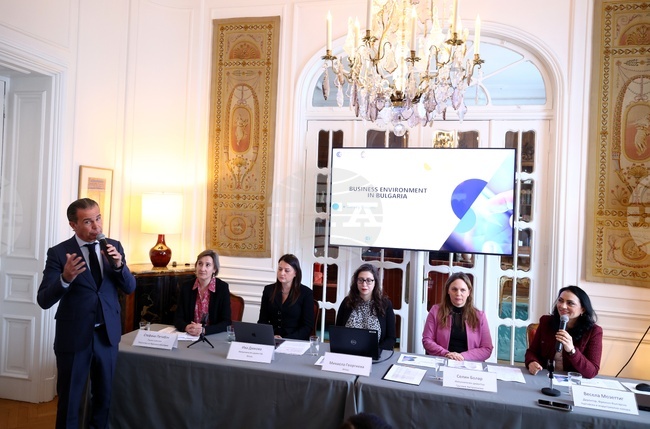 Посолство на Франция в България - пресконференция