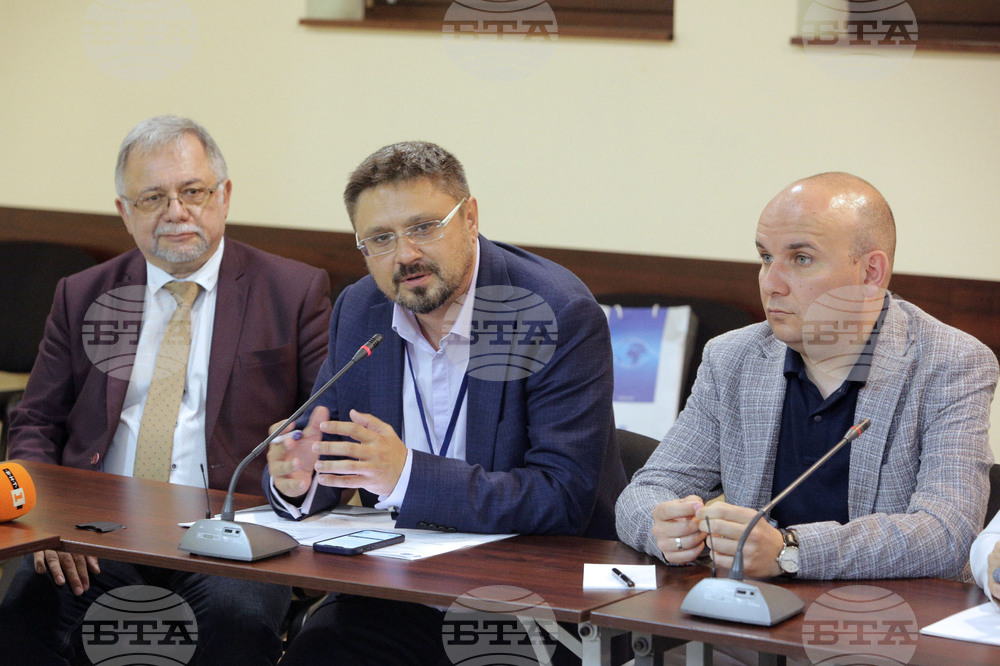 Велико Търново - журналисти - България - Република Северна Македония - „Време за разговор“