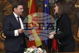 Министерството на външните работи  - Теодора Генчовска - Буяр Османи - протокол - подписване 