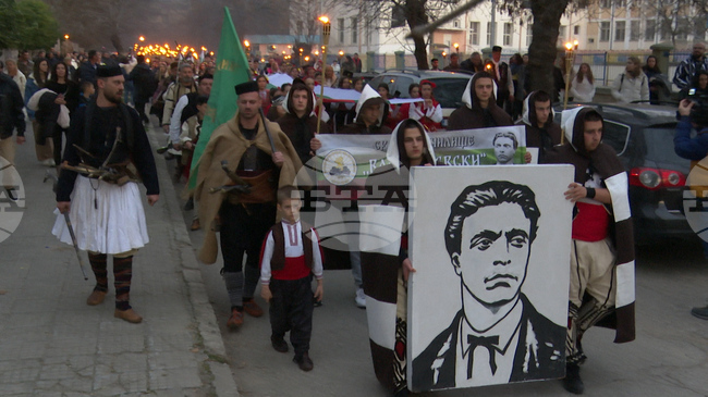 Петрич - факелно шествие - 151 години от гибелта на Васил Левски