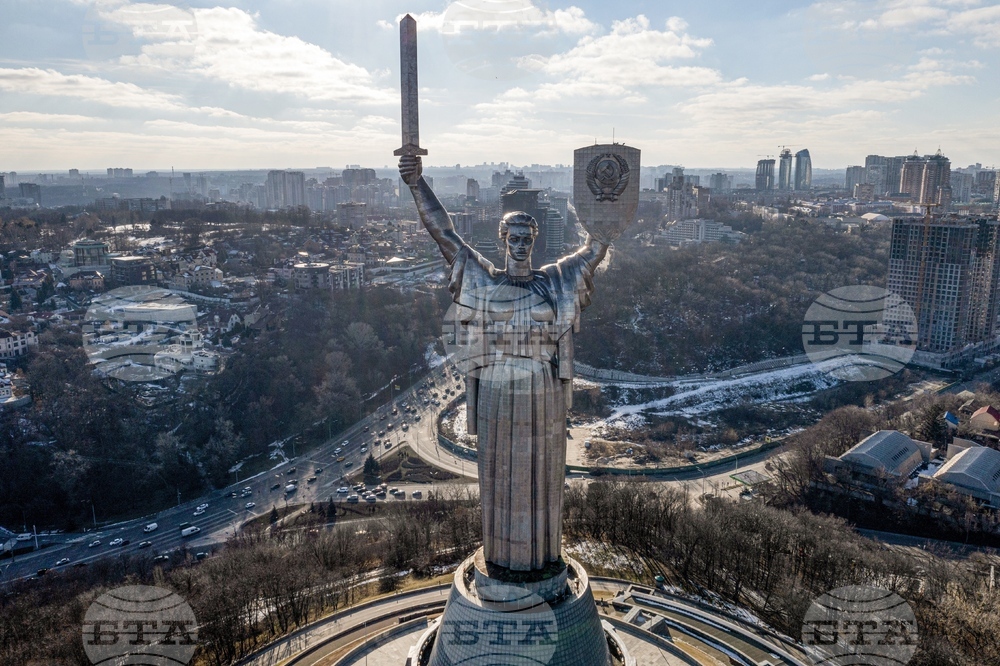 Кибератака направи недостъпни страниците на правителството и банки в Украйна
