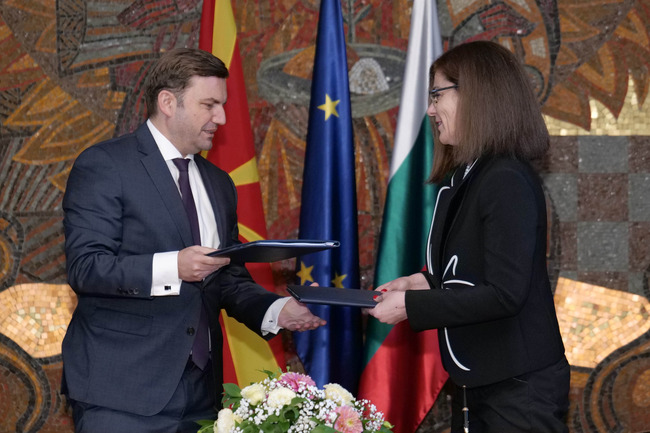 Протоколите с България отново в политическия фокус в Северна Македония и според Мицкоски те не са част от преговорната рамка на страната
