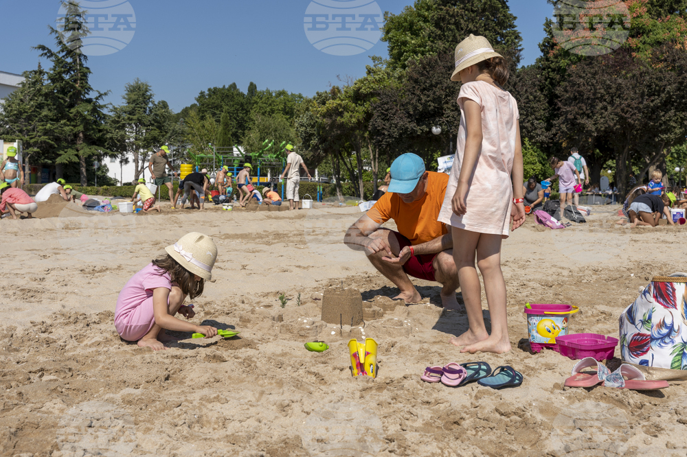 Bulgarian Classic With Children at the Seaside to Be Screened at Summer Cinema
